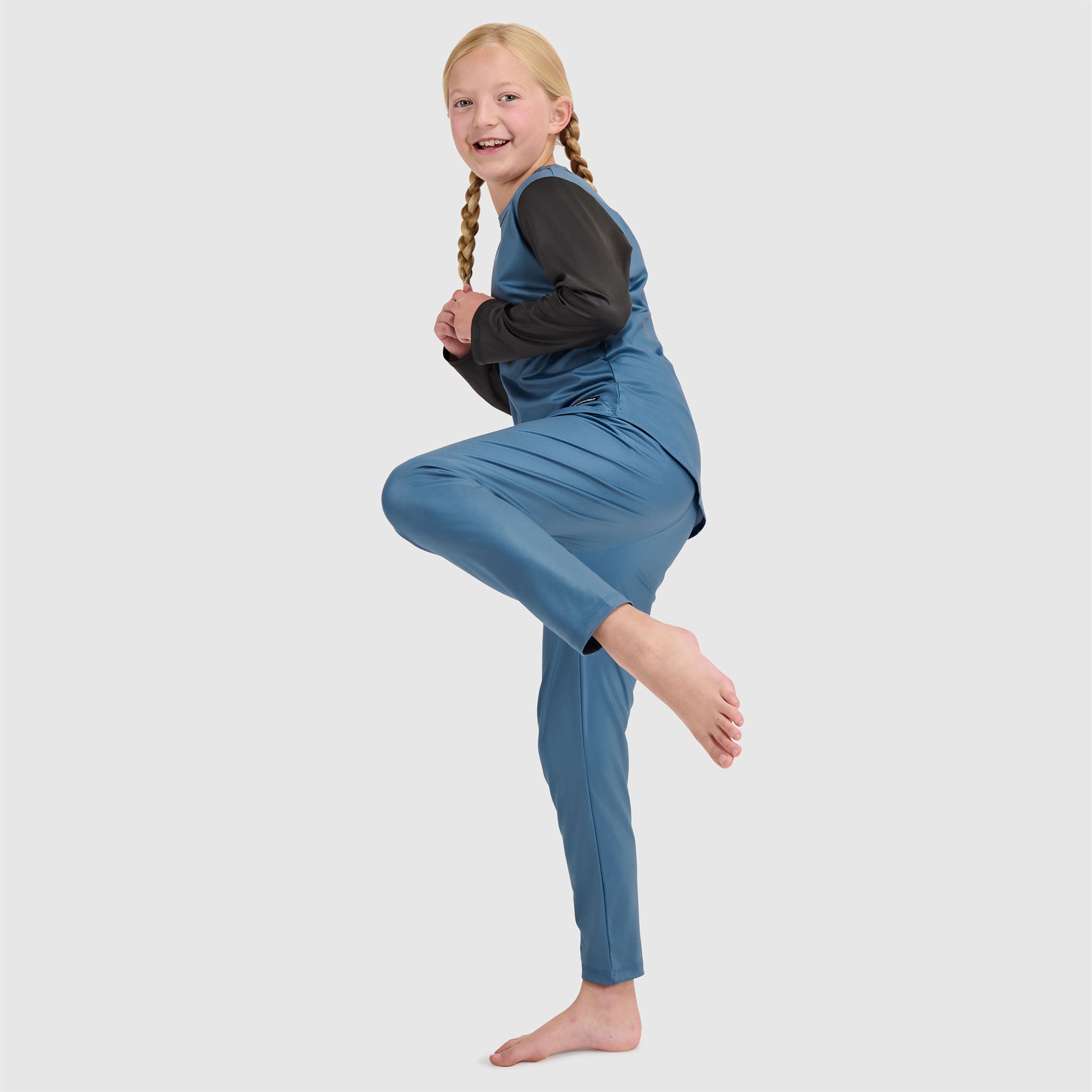 Big Kids' Evolver Crewneck Long Sleeve BlackStrap #color_moonlight