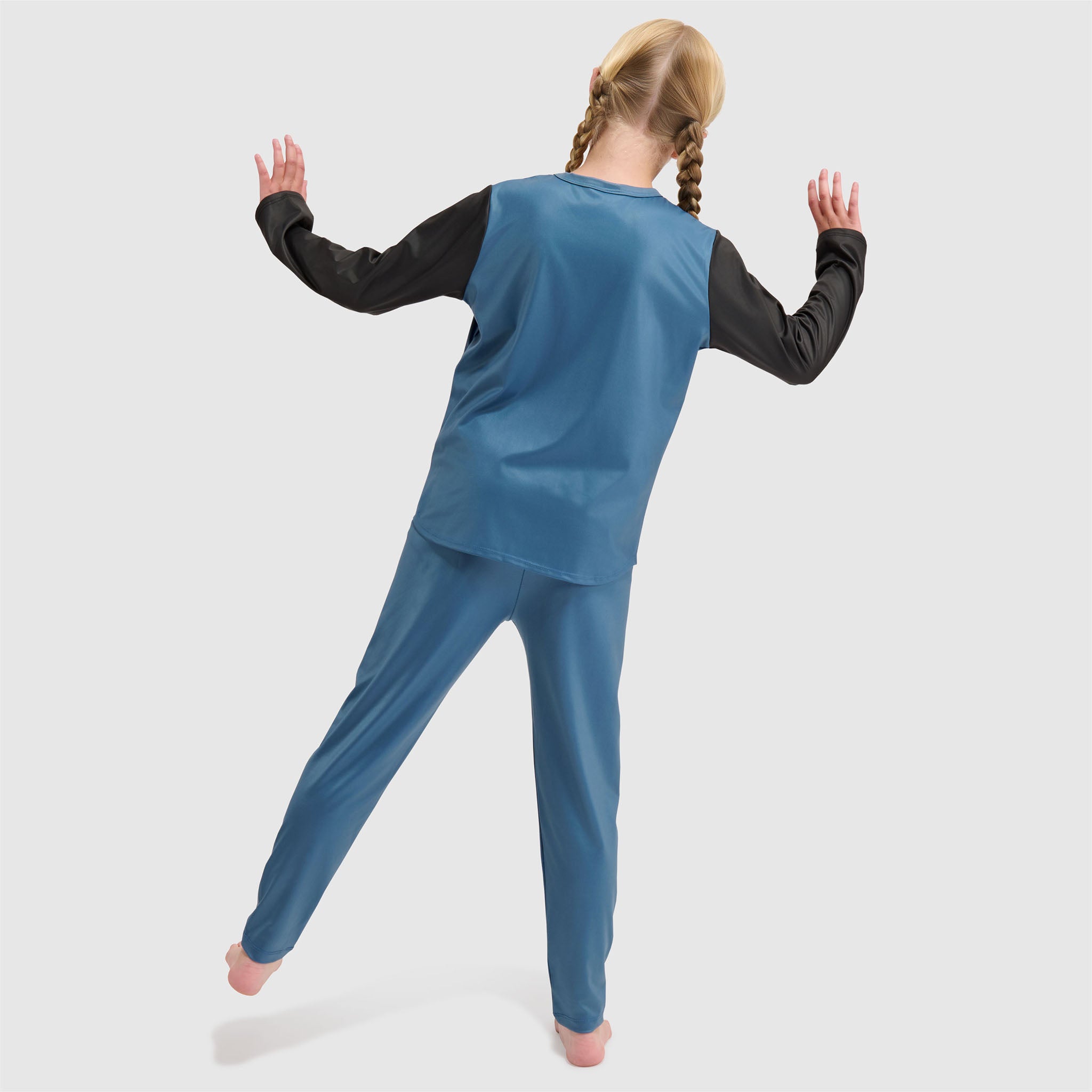 Big Kids' Evolver Crewneck Long Sleeve BlackStrap #color_moonlight