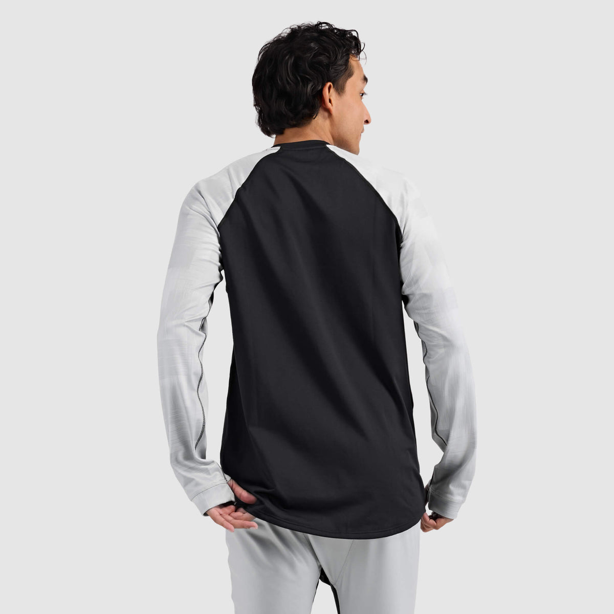 BlackStrap Men's Vista Baselayer Crewneck Long Sleeve #color_tractical ash