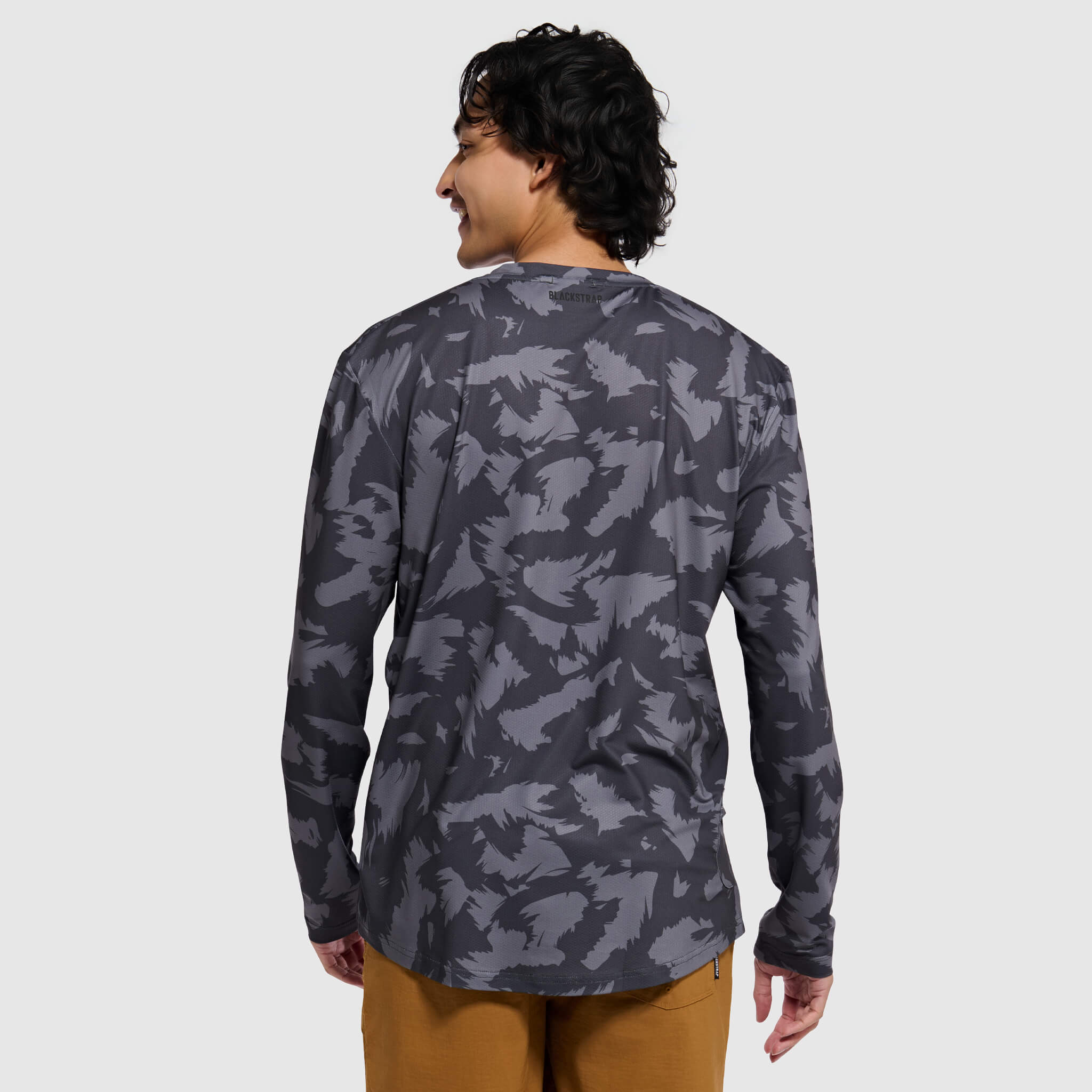 Men's Voyage Crew Long Sleeve Shirt BlackStrap #color_slash smoldered