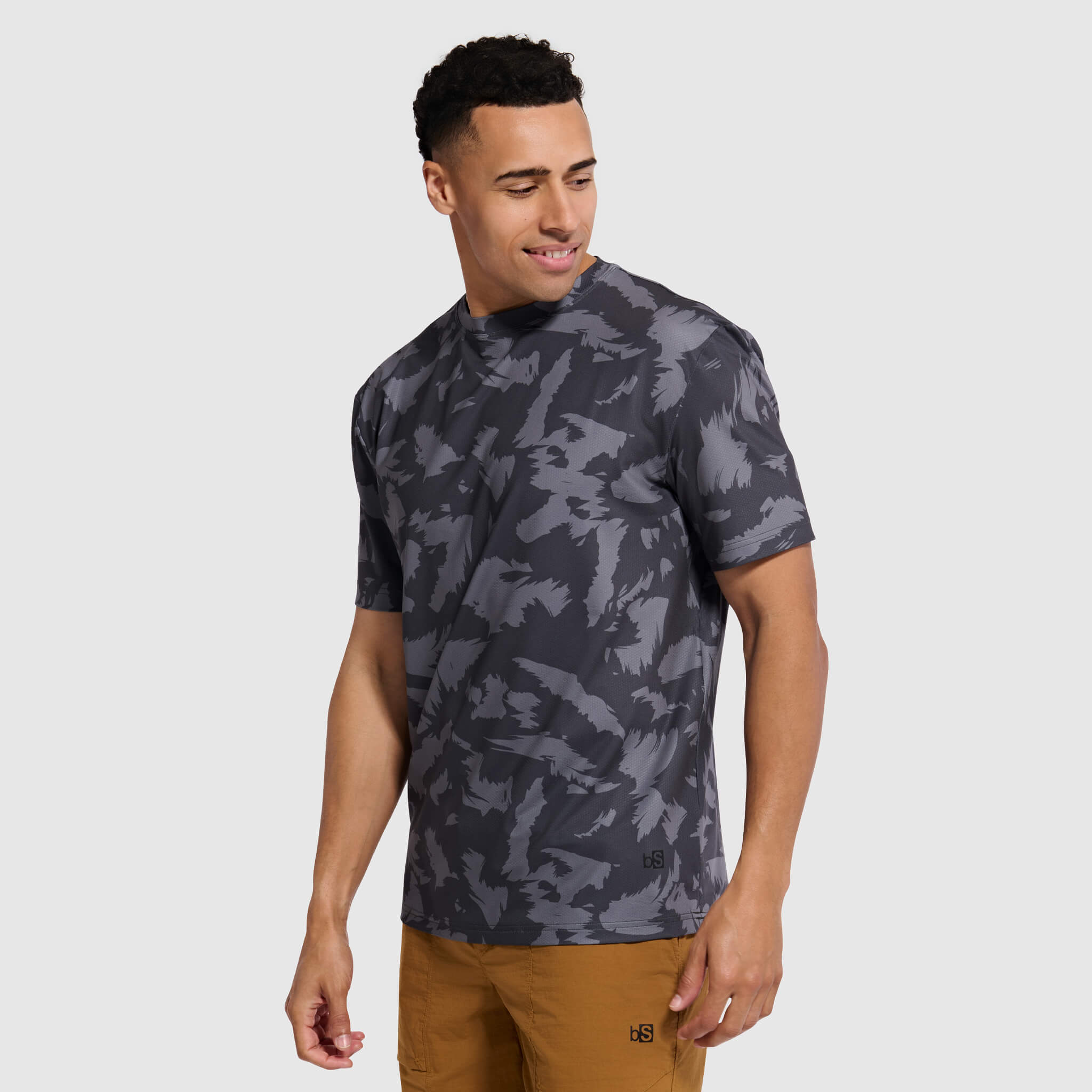 Men's Voyage Tee Shirt BlackStrap #color_slash smoldered