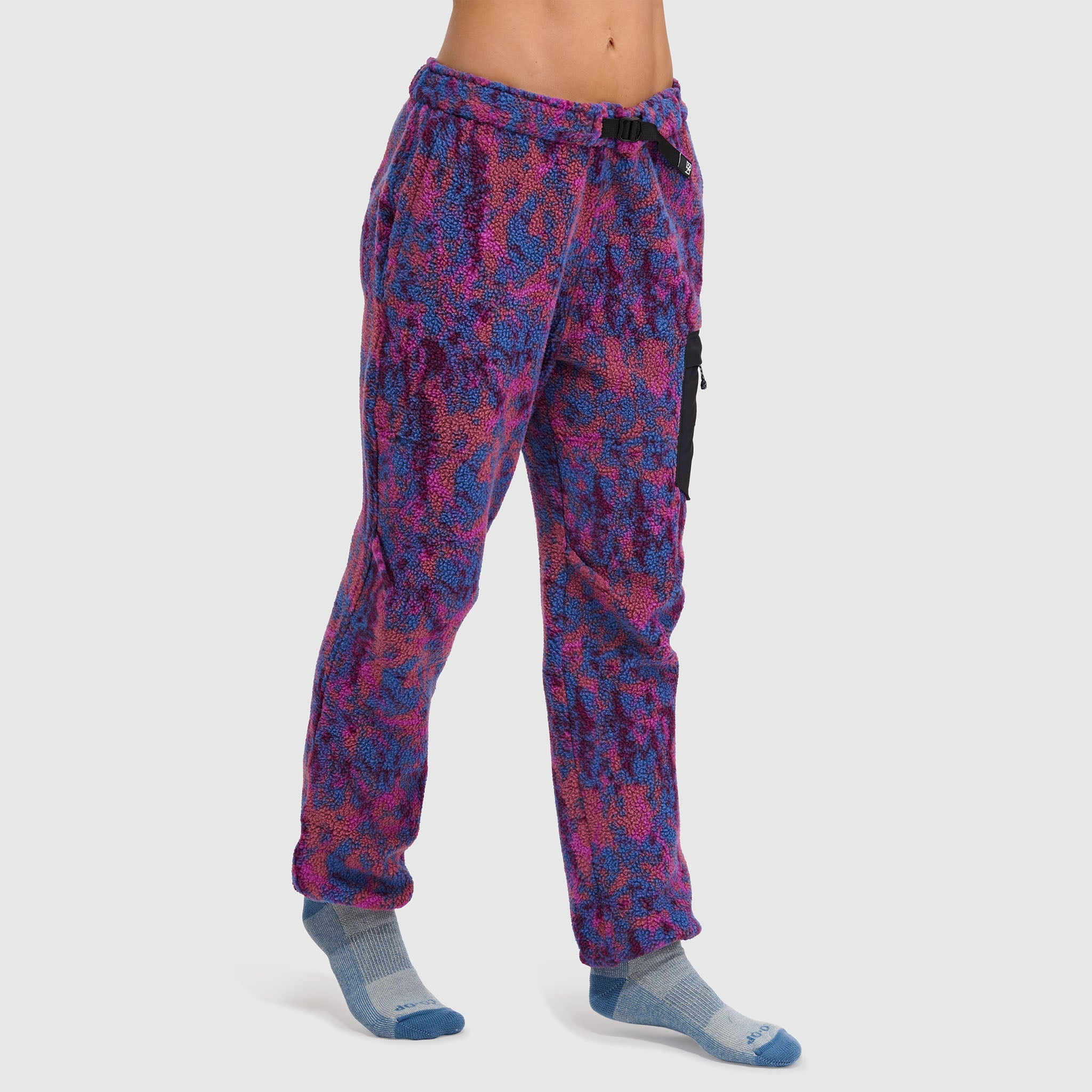 BlackStrap Women's Caldera Sherpa Fleece #color_pulse currant