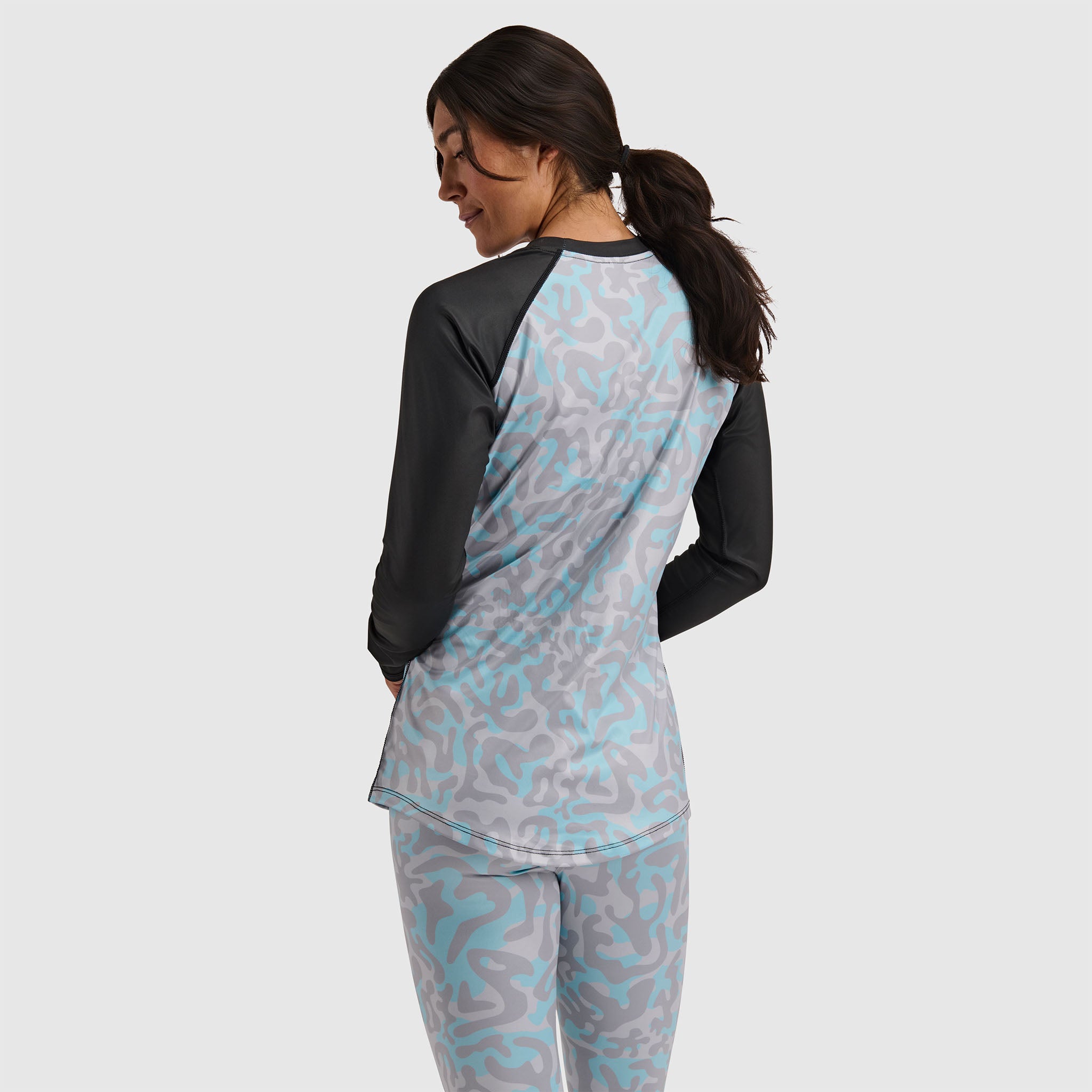 BlackStrap Women's Skyliner Baselayer Crewneck Long Sleeve #color_animo ash