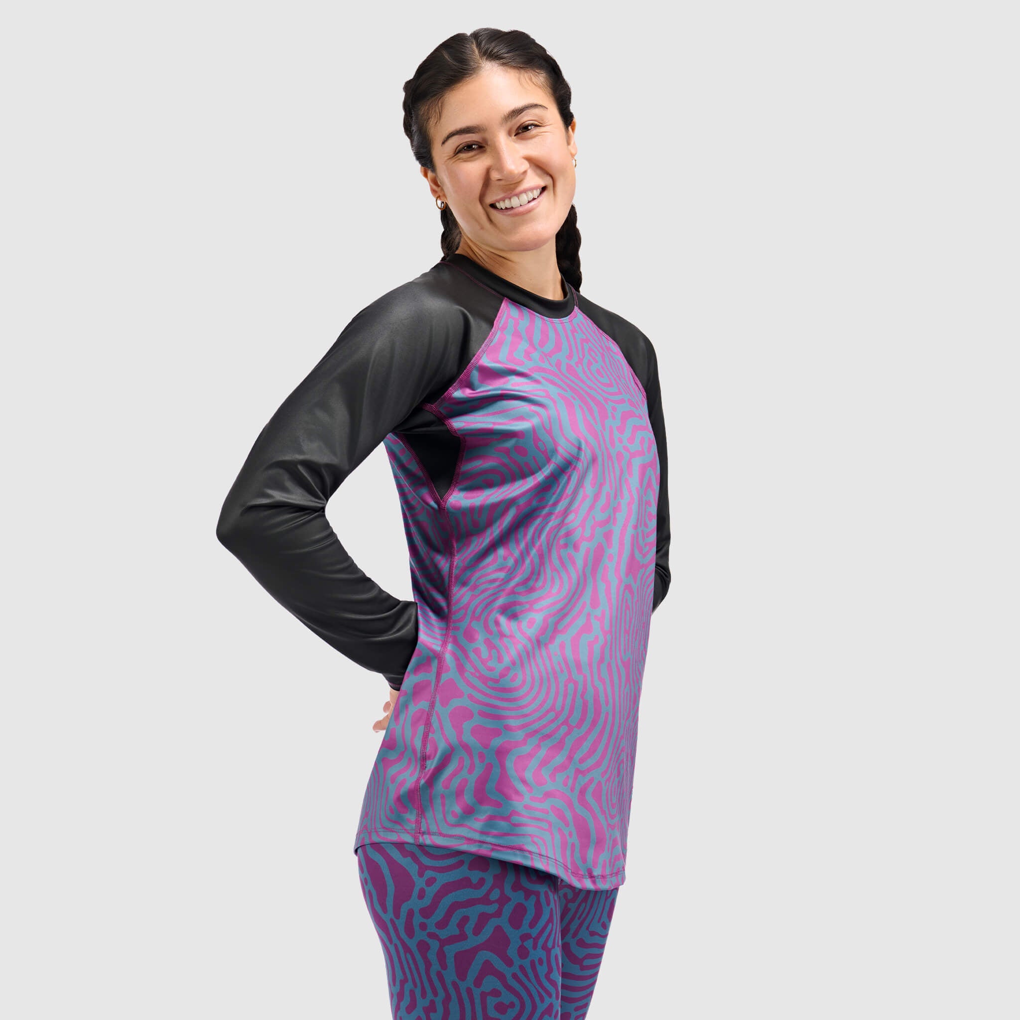 BlackStrap Women's Skyliner Baselayer Crewneck Long Sleeve #color_inprint currant