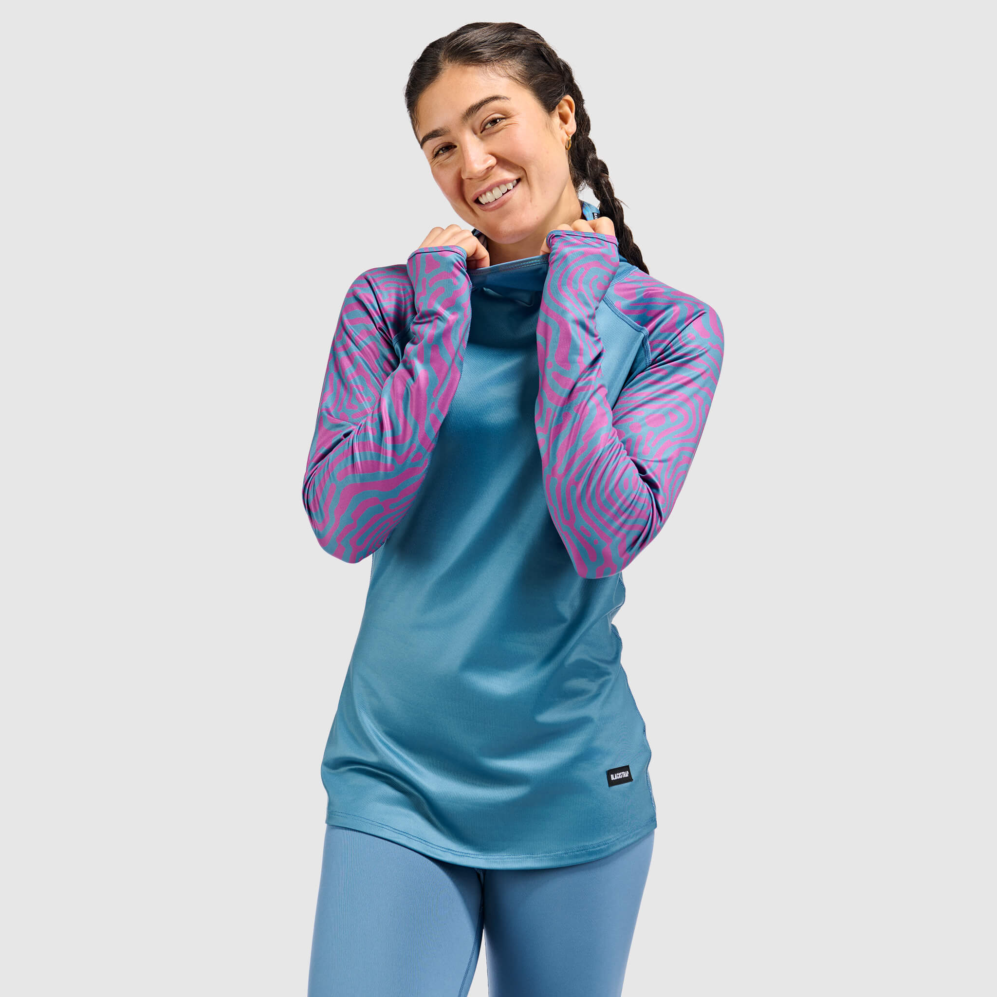 BlackStrap Women's Vista Baselayer Hoodie #color_inprint-currant