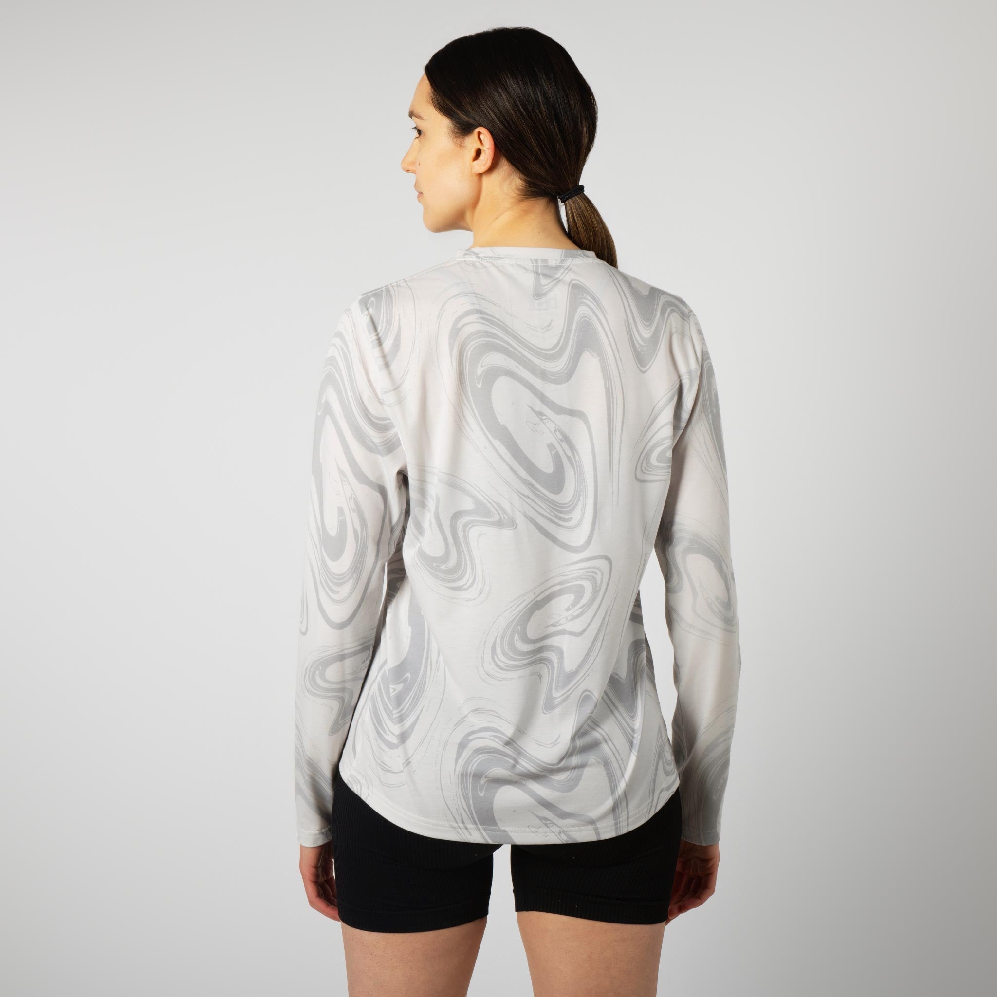 Women's BlackStrap Aspect Crewneck Long Sleeve Shirt #color_hyper ash