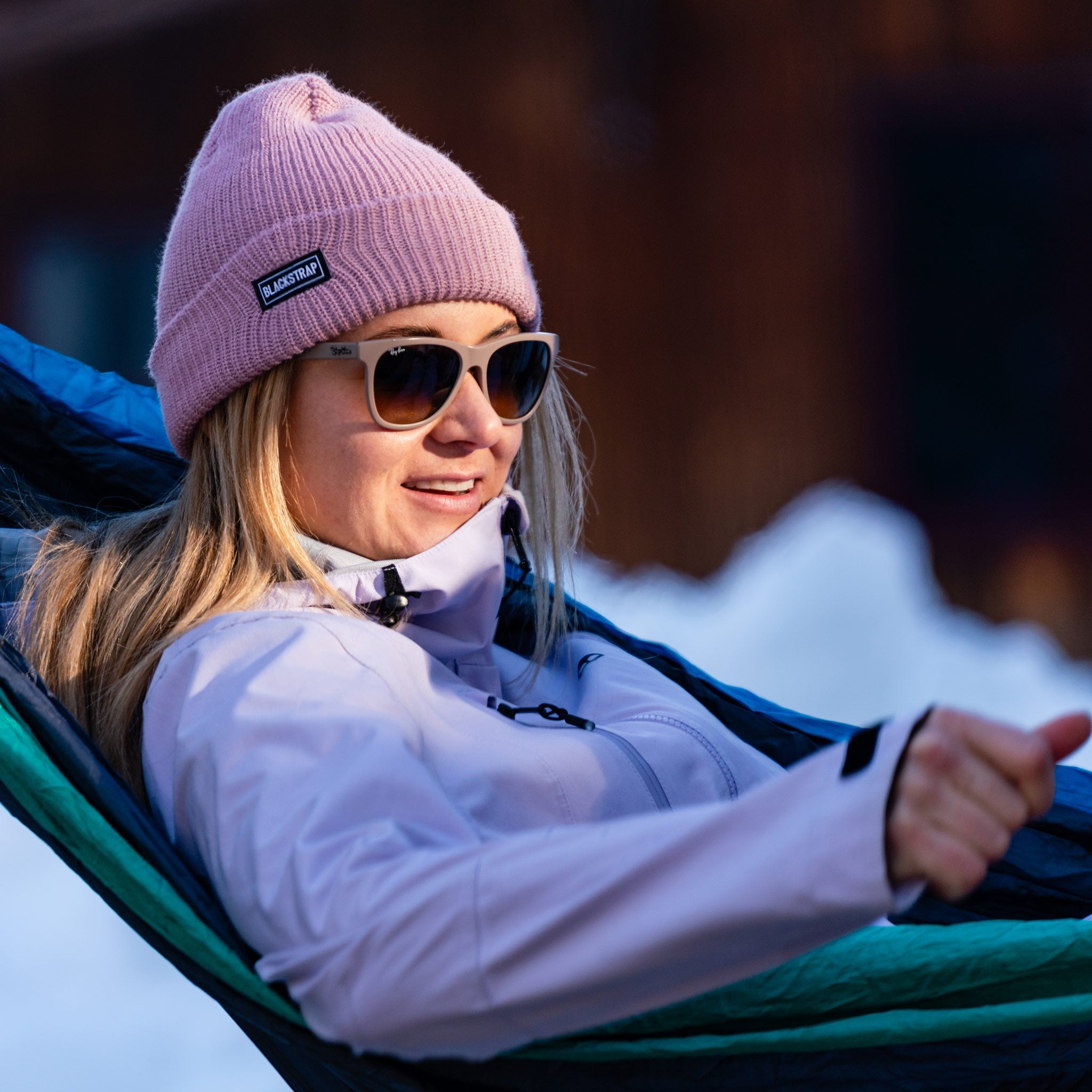 Classic Beanie BlackStrap