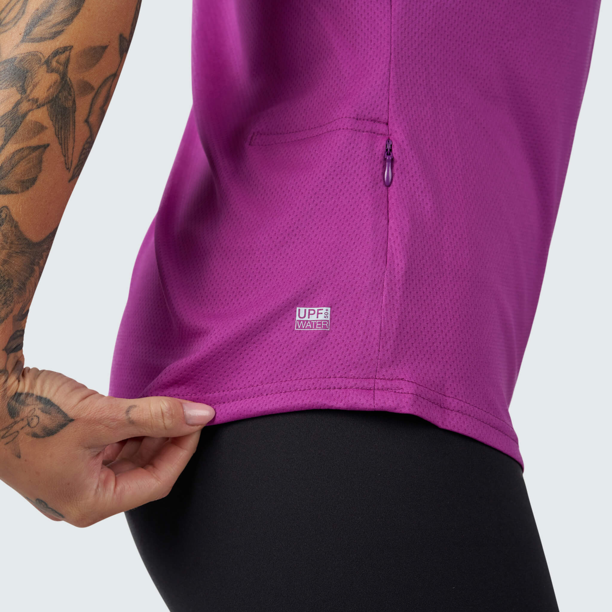 Women's Voyage Tee Shirt BlackStrap #color_currant