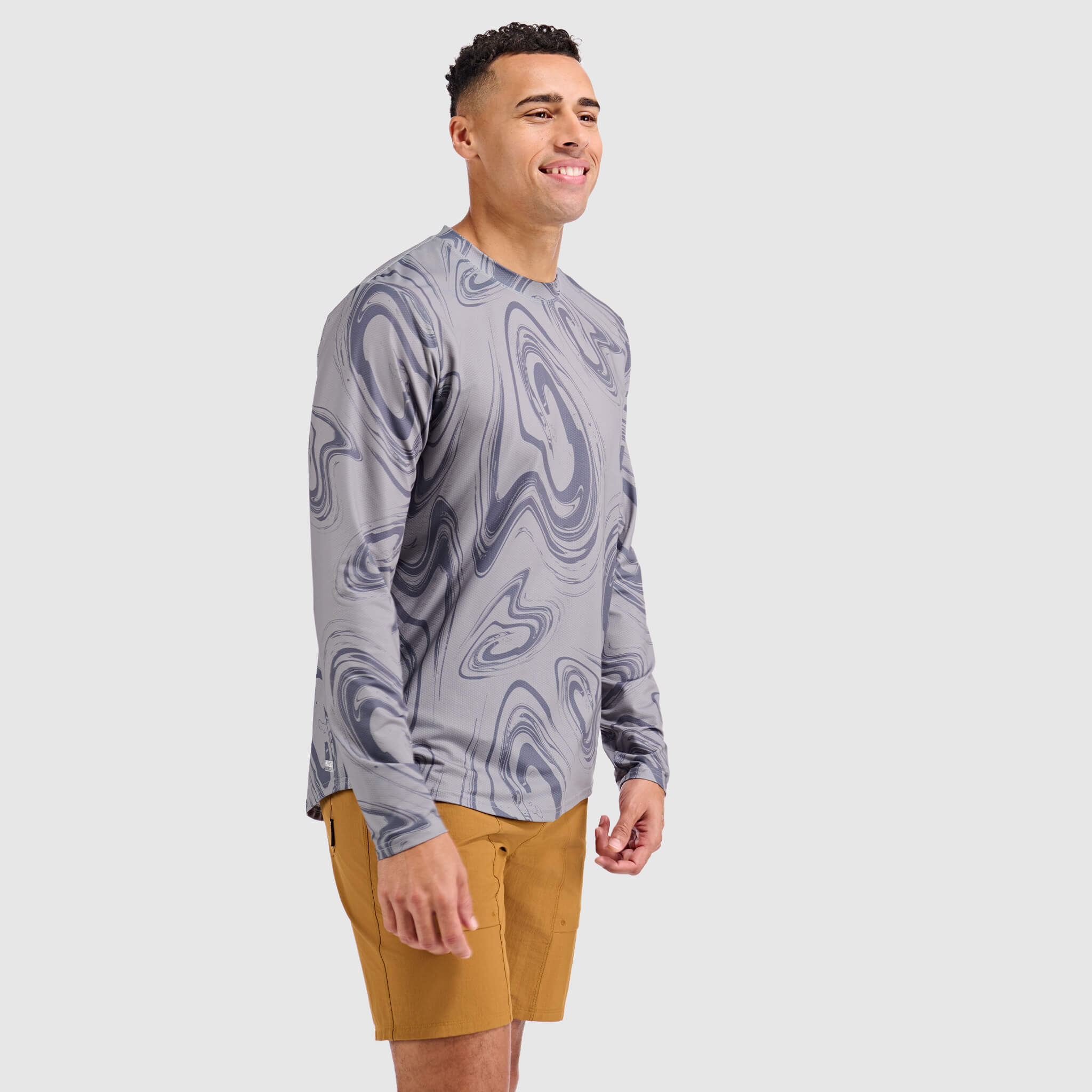 Men's Voyage Crew Long Sleeve Shirt BlackStrap #color_hyper smoldered