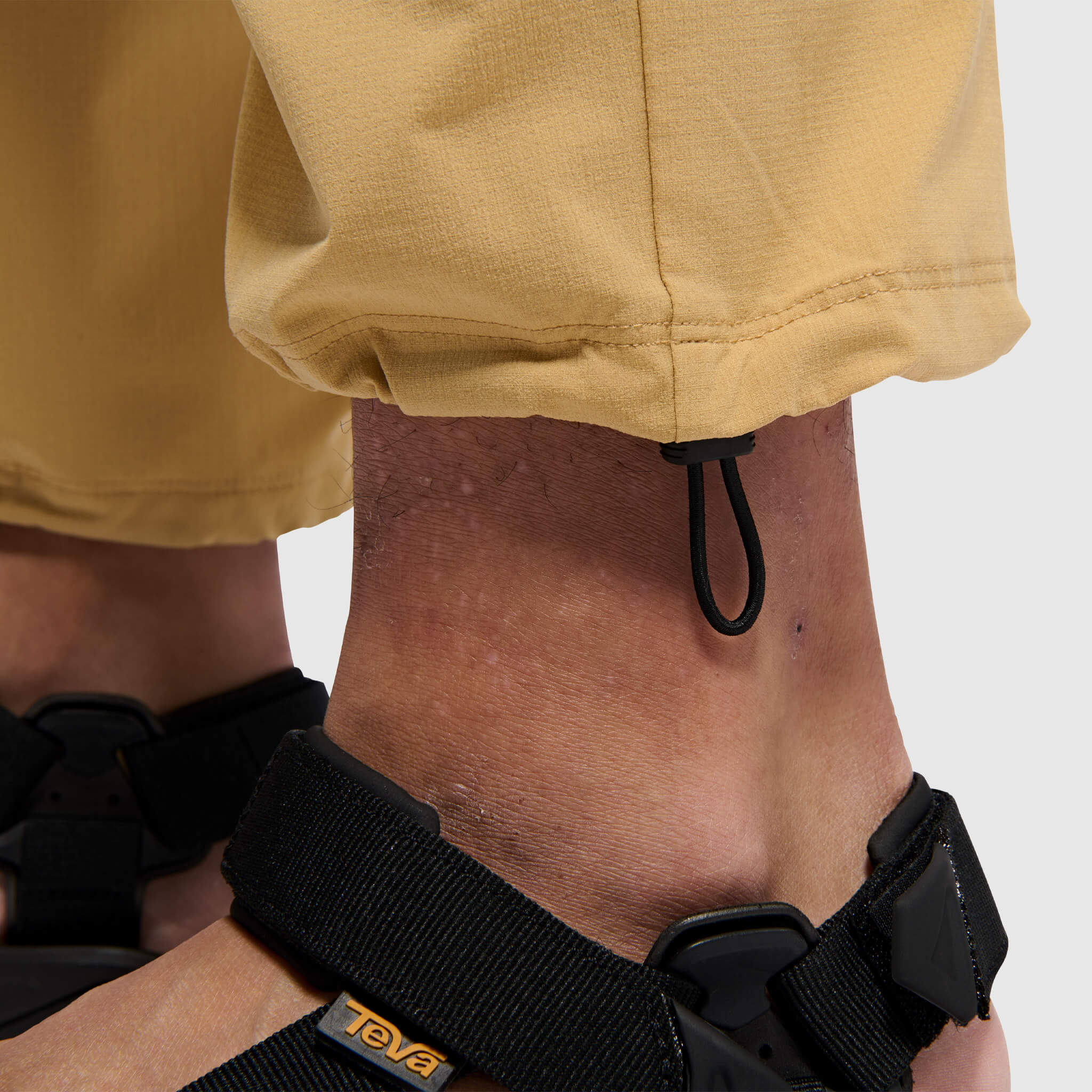 BlackStrap Men's Approach Pant with Cargo Pocket #color_lark