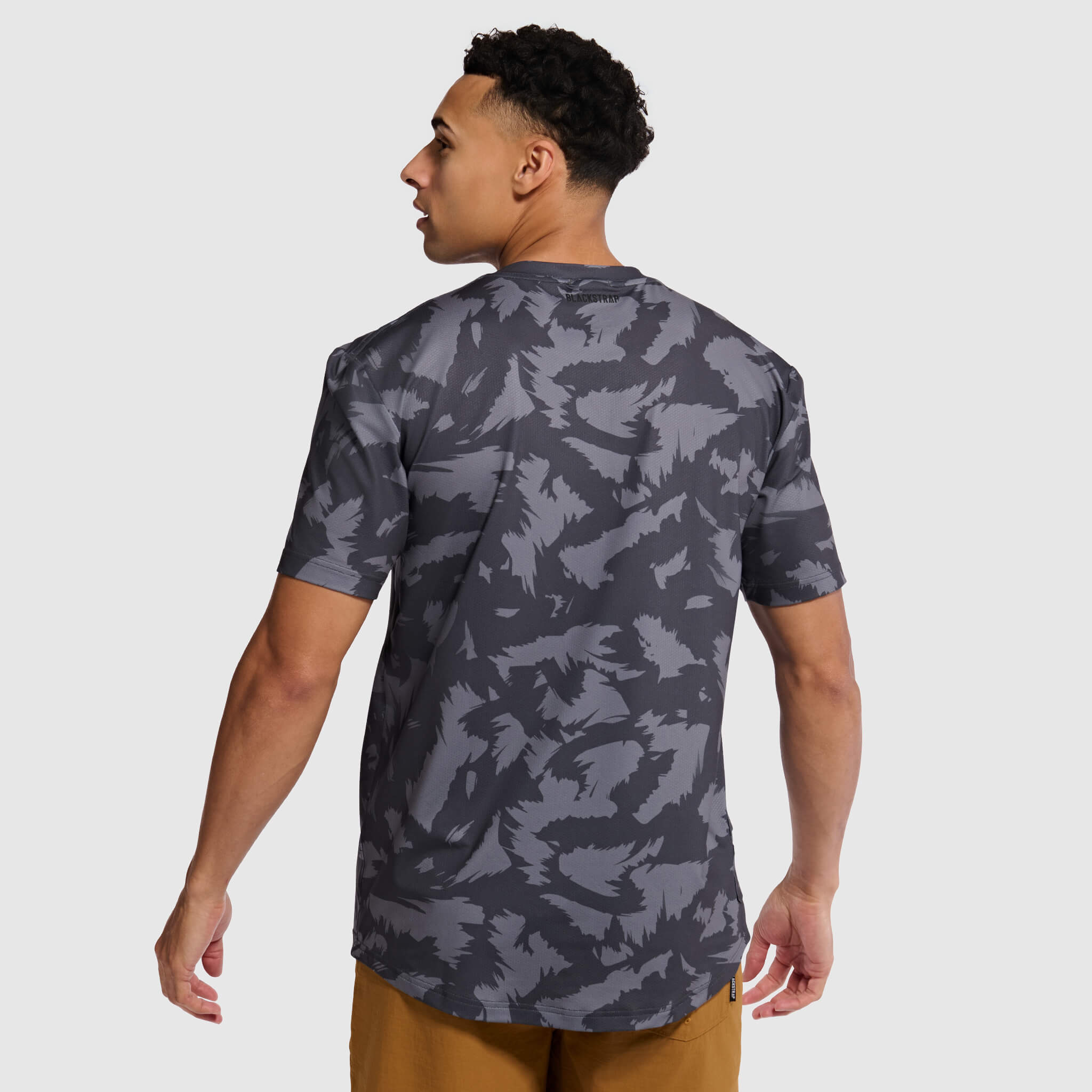 Men's Voyage Tee Shirt BlackStrap #color_slash smoldered