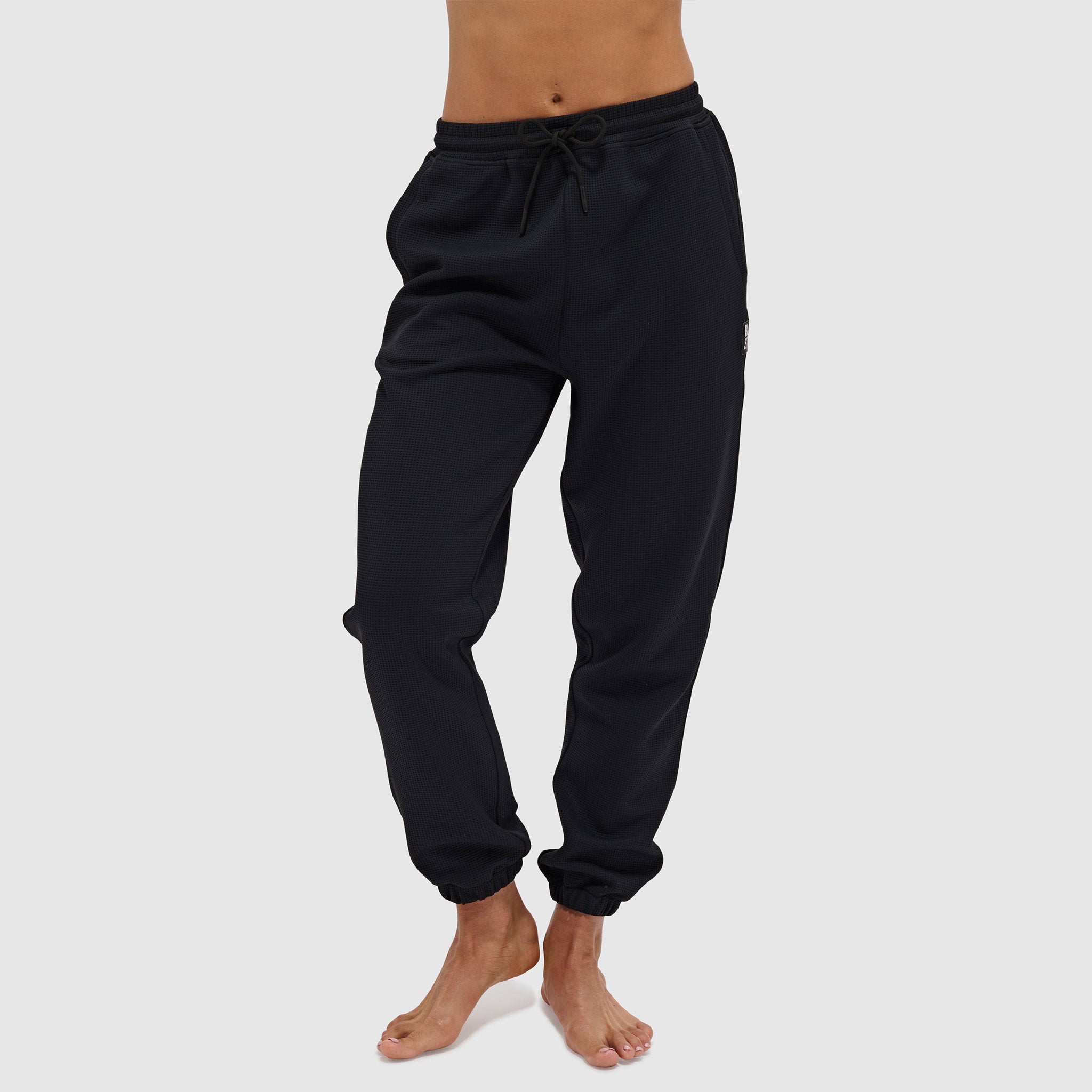 BlackStrap Women's Baseleisure Jogger Pant #color_black