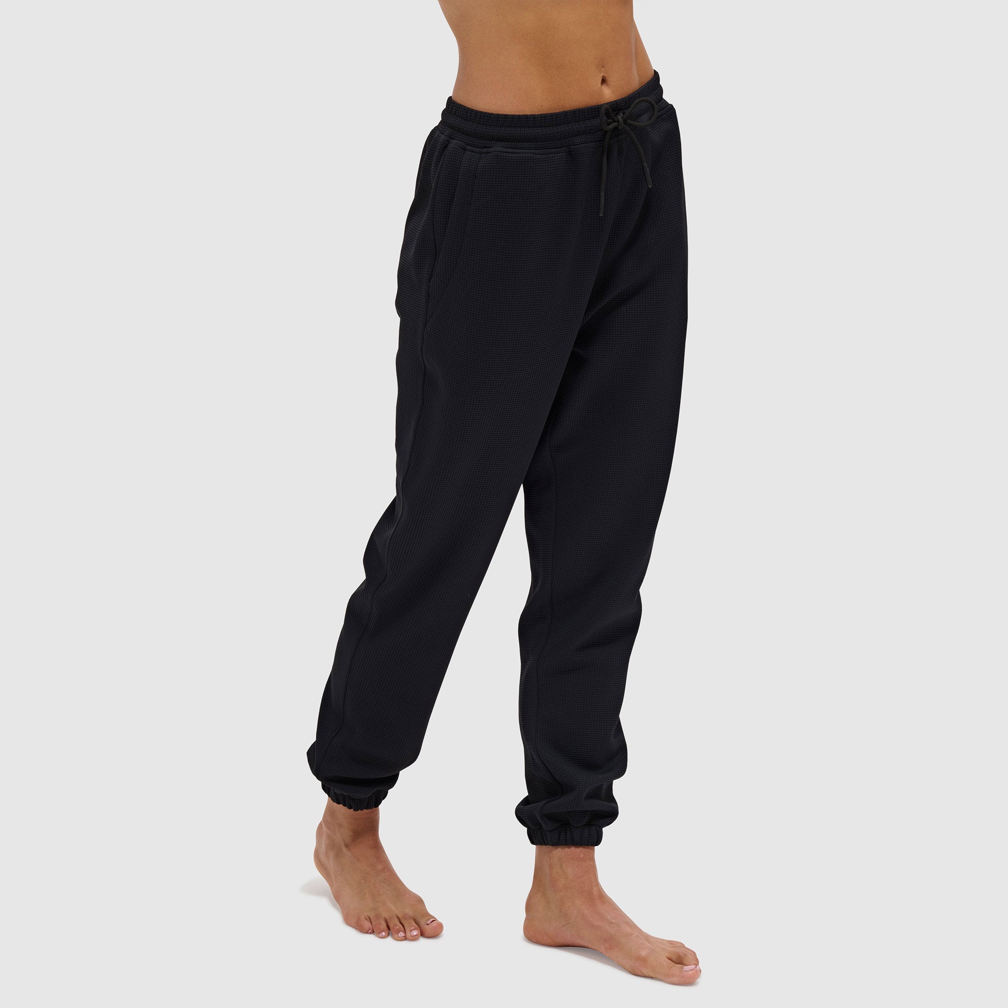 BlackStrap Women's Baseleisure Jogger Pant #color_black
