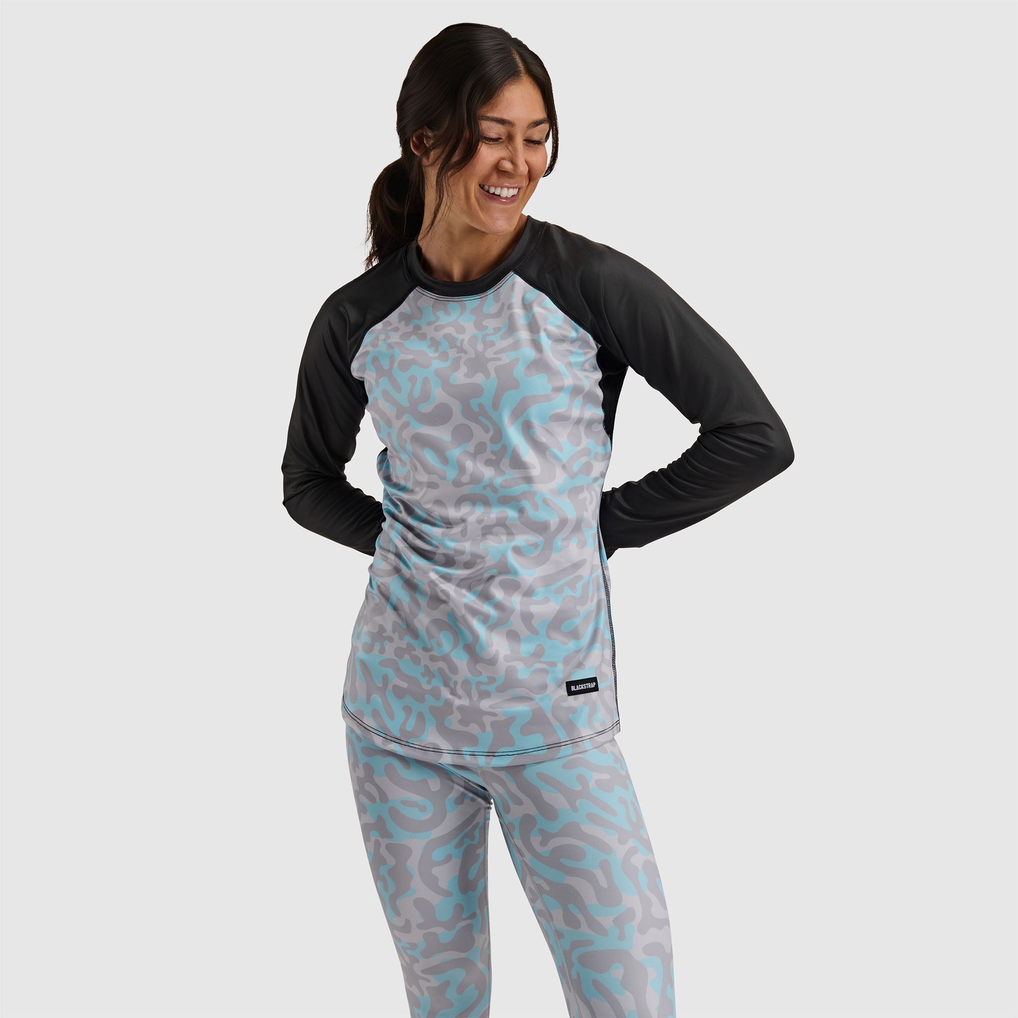 BlackStrap Women's Skyliner Baselayer Crewneck Long Sleeve #color_animo-ash