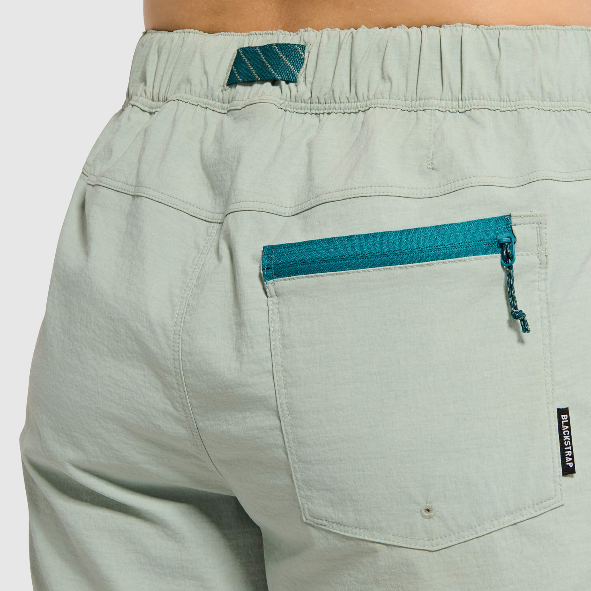 BlackStrap Women's Utility trail short #color_spruce
