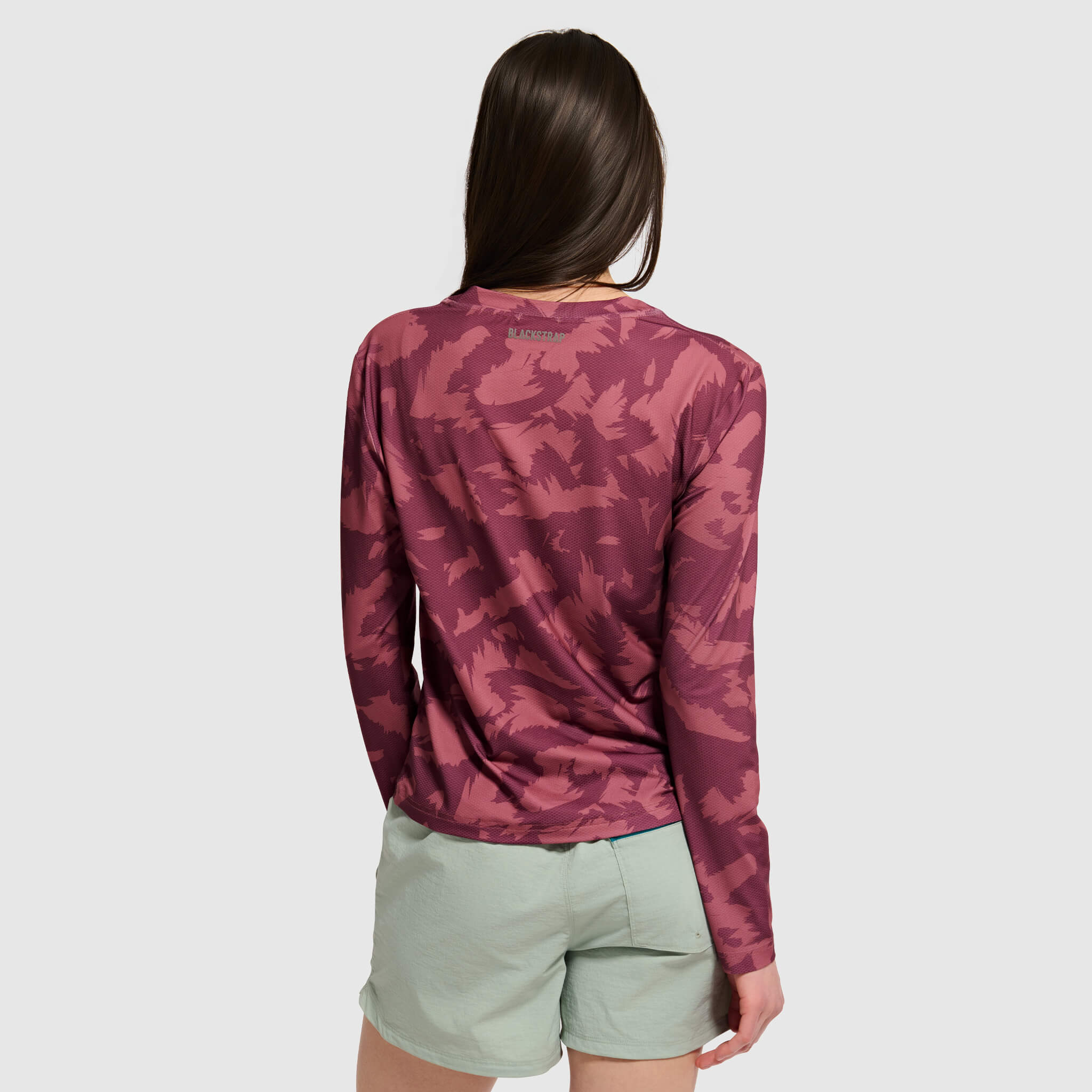 Women's Voyage Crewneck Long Sleeve BlackStrap #color_slash cherry