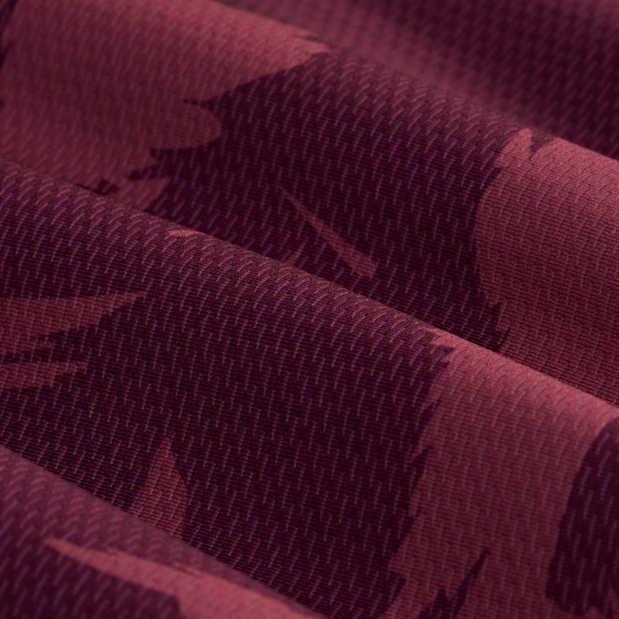 Women's Voyage Crewneck Long Sleeve BlackStrap #color_slash cherry