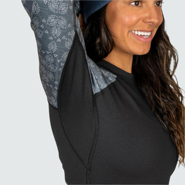 Women's Therma Base Layer Crewneck BlackStrap #color_crop-circles