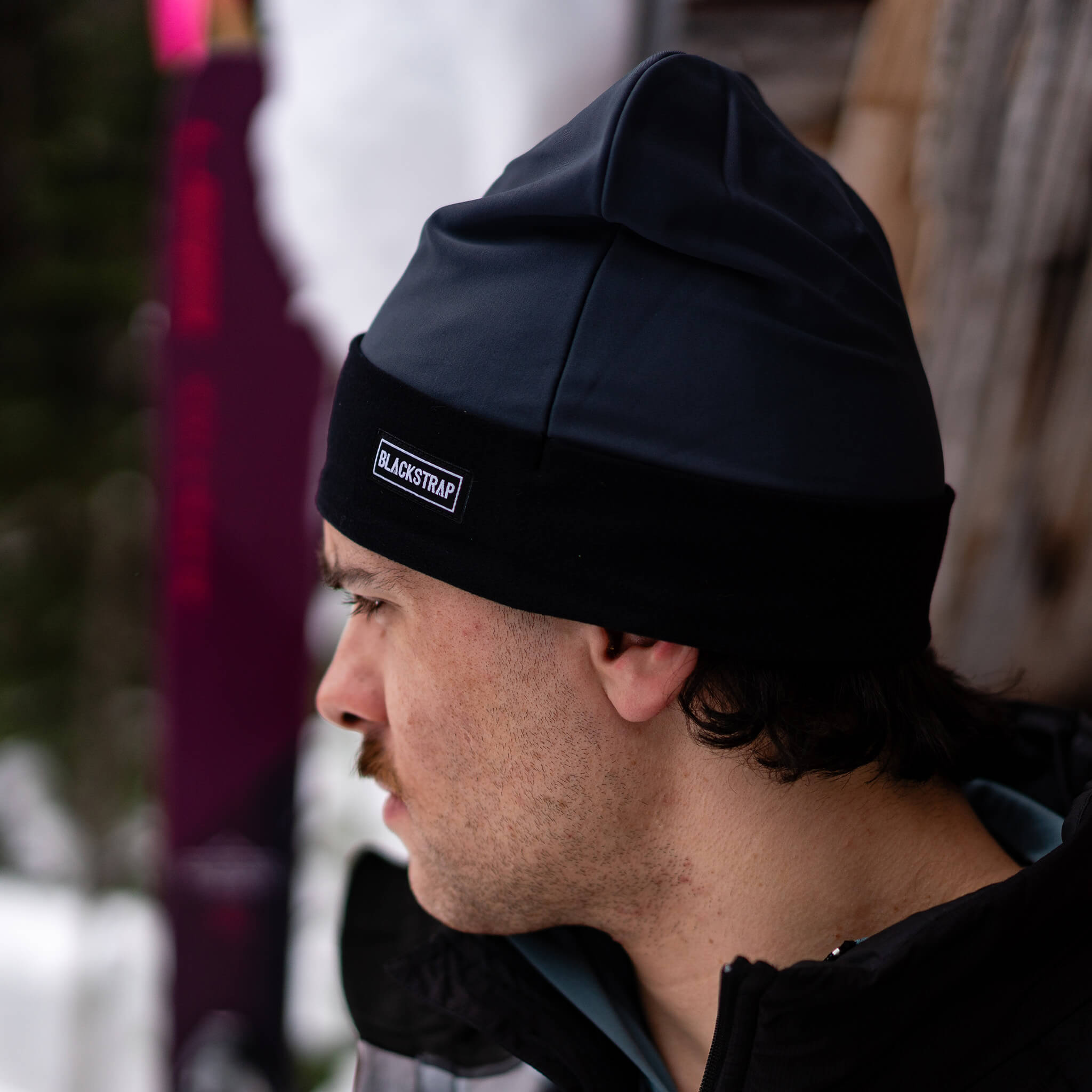 Descend Beanie BlackStrap